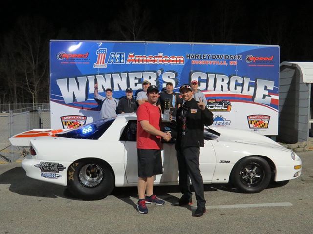 Dustin Stocksdale takes his Race Tech Camaro to the Winner Circle!